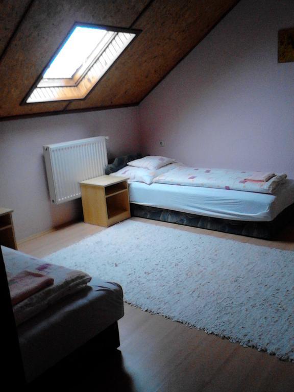 ホテル Vadvirag Vendeghaz レンティ 部屋 写真